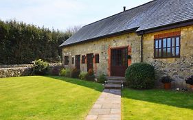 Chillerton Farm Barns