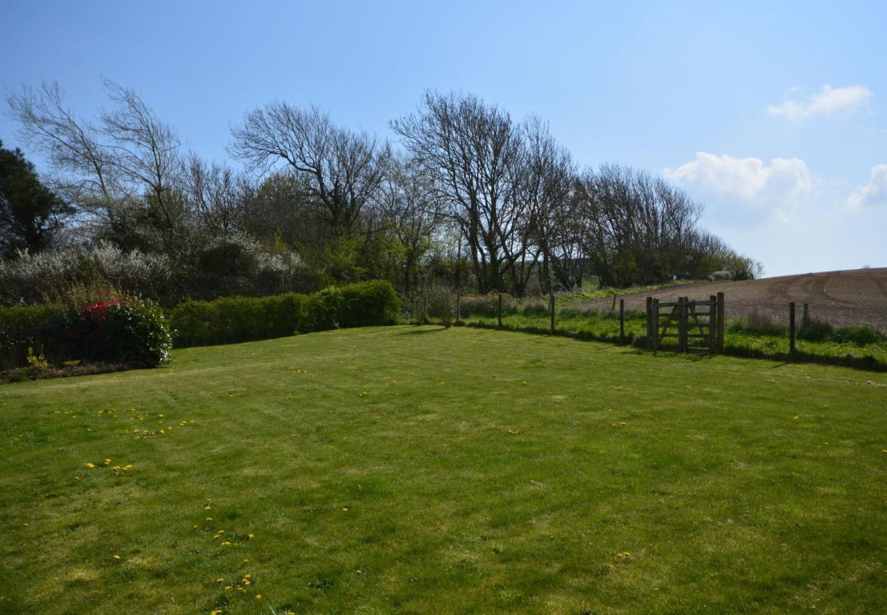 Chillerton Farm Barns Villa Cowes  Exterior photo