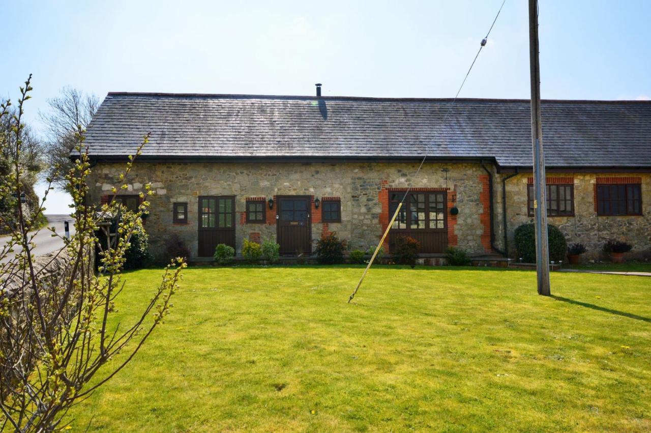 Chillerton Farm Barns Villa Cowes  Exterior photo