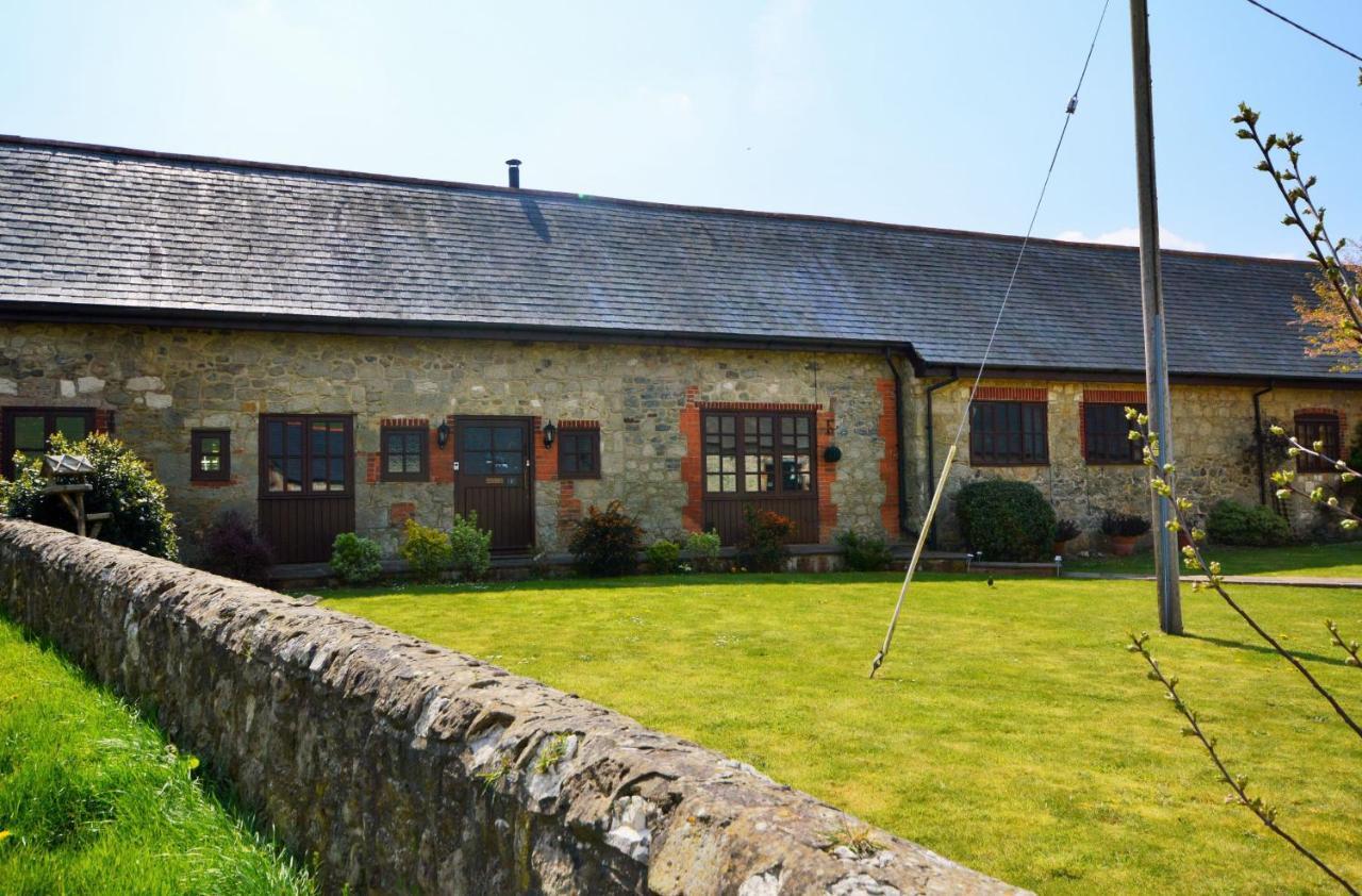 Chillerton Farm Barns Villa Cowes  Exterior photo